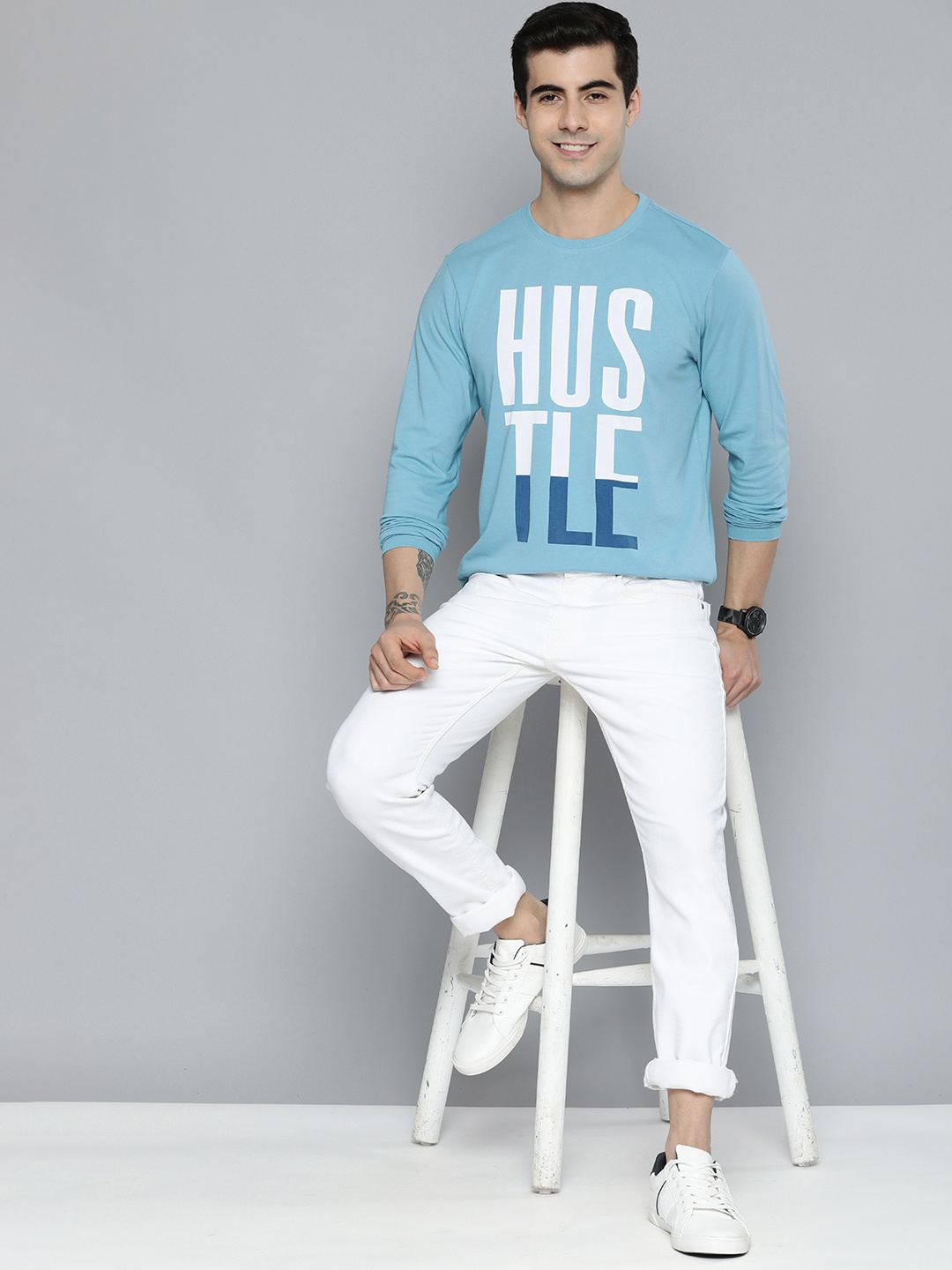 

HERE&NOW Men Blue & White Typography Printed Pure Cotton T-shirt