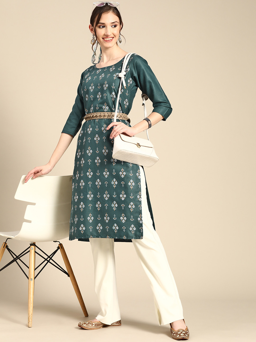 

Sangria Women Teal & White Ethnic Motifs Printed Indigo Kurta
