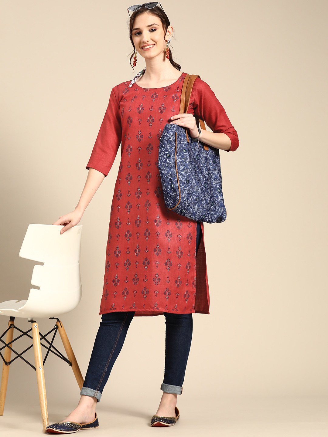 

Sangria Women Red & Blue Ethnic Motifs Printed Indigo Kurta