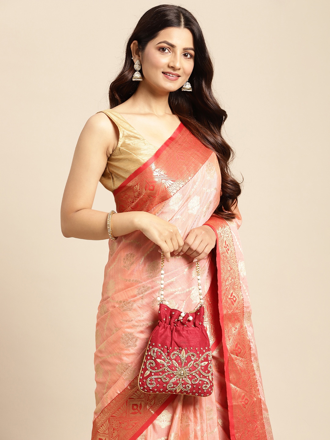 

Mitera Peach & Red Floral Zari Silk Blend Kanjeevaram Saree