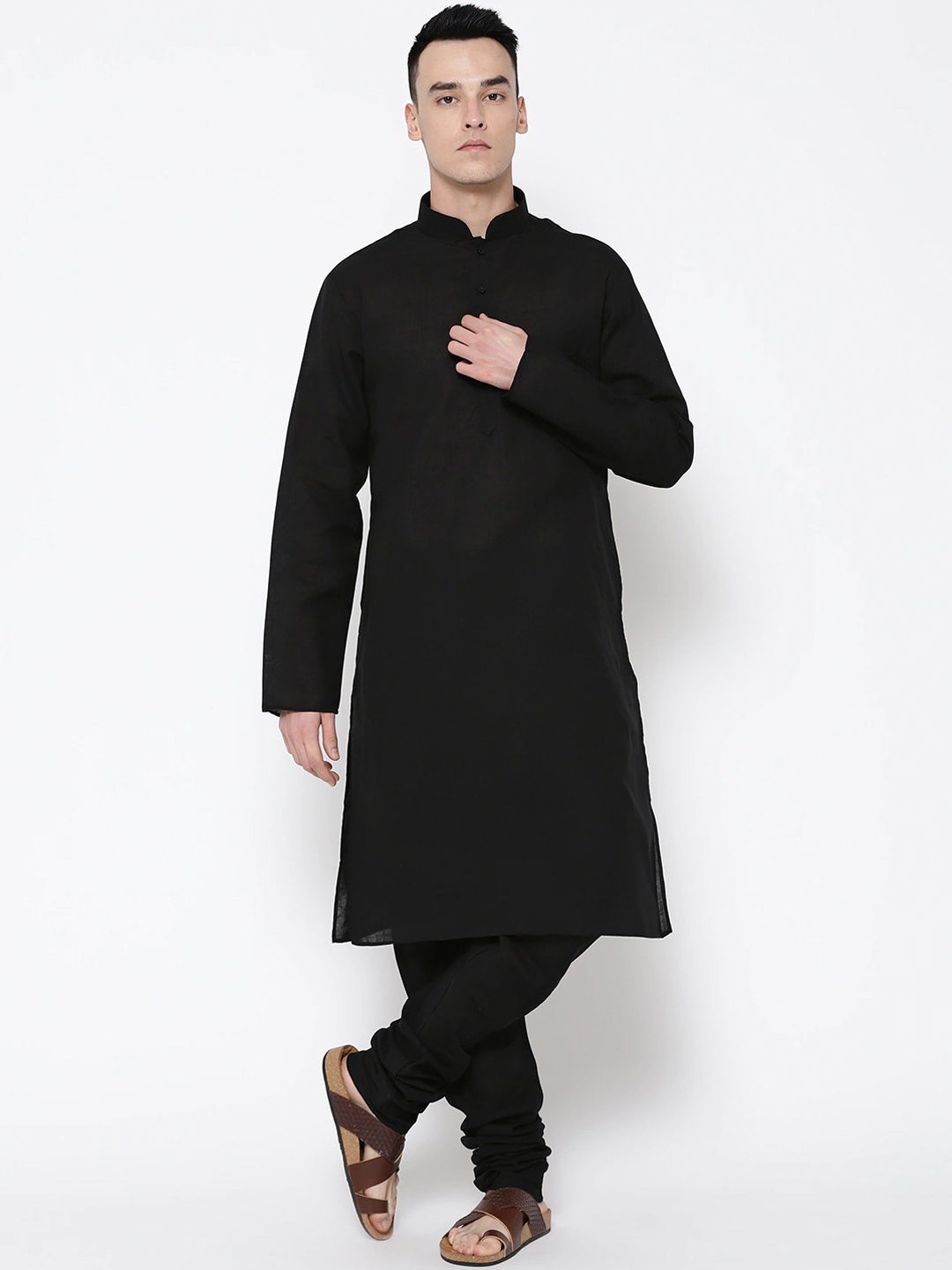 

SG LEMAN Men Black Solid Pure Cotton Kurta with Churidar