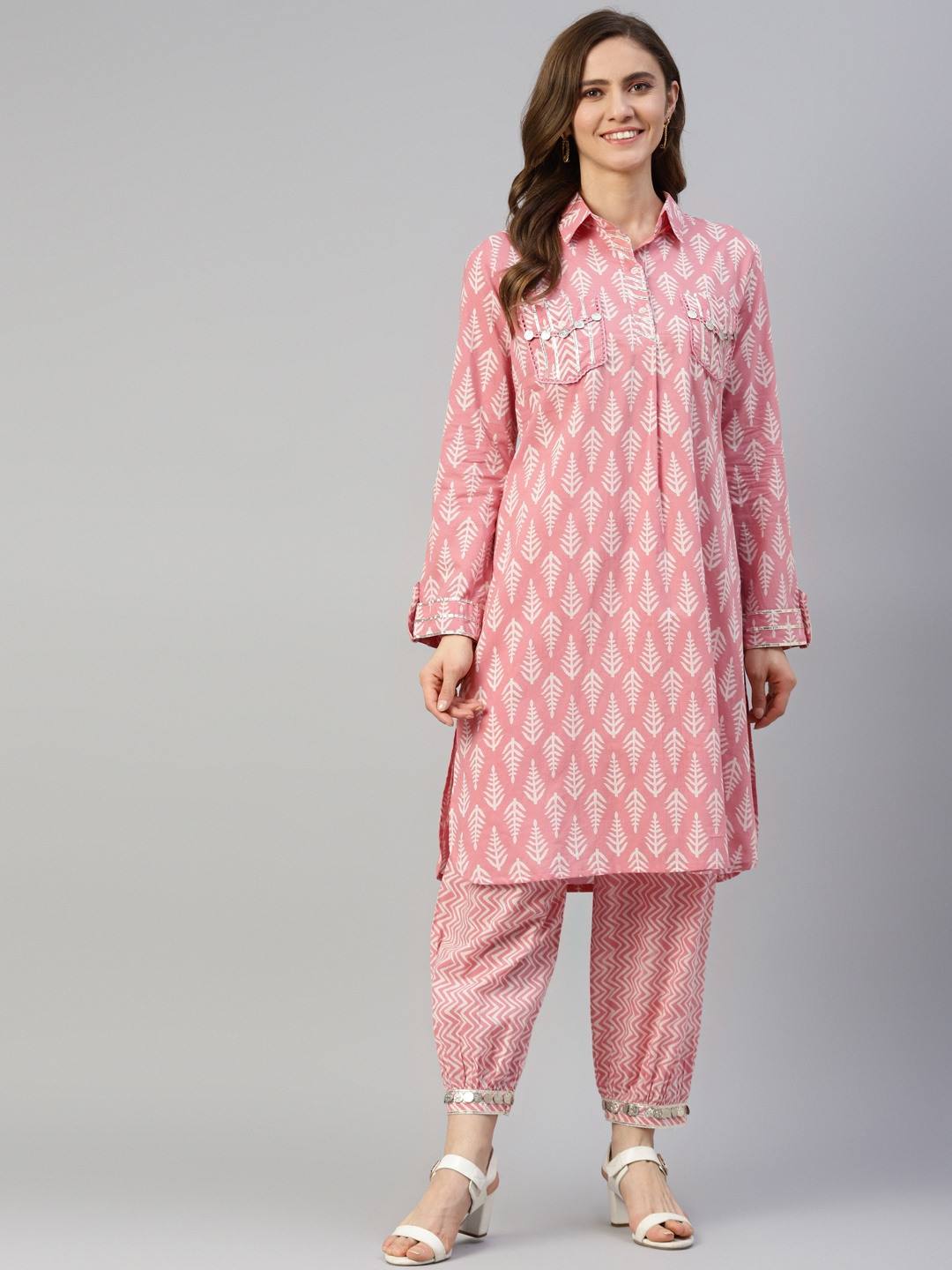 

Divena Women Pink Ethnic Motifs Print Pure Cotton Kurta with Harem Pants