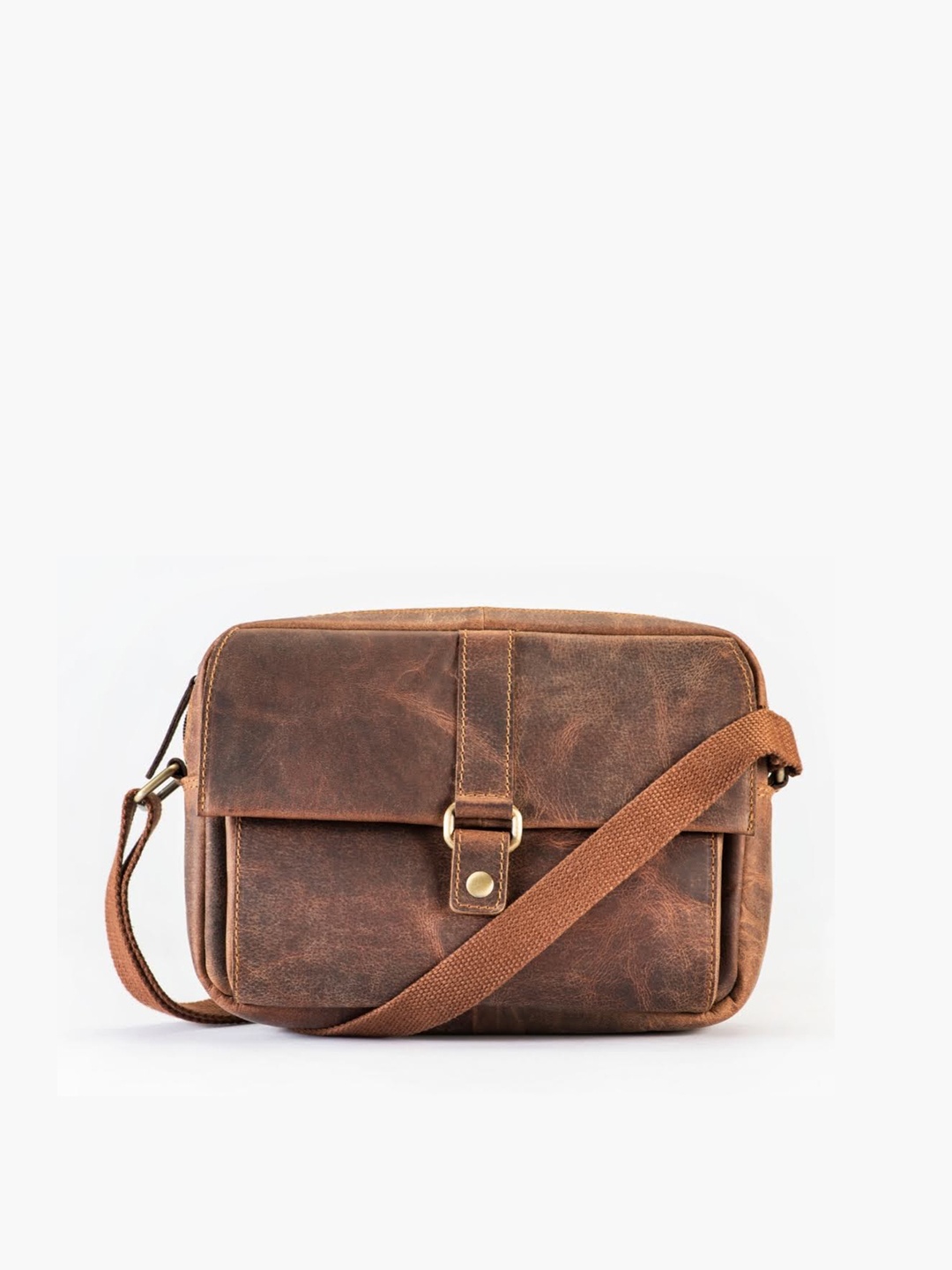 

Picco Massimo Unisex Tan Messenger Bag