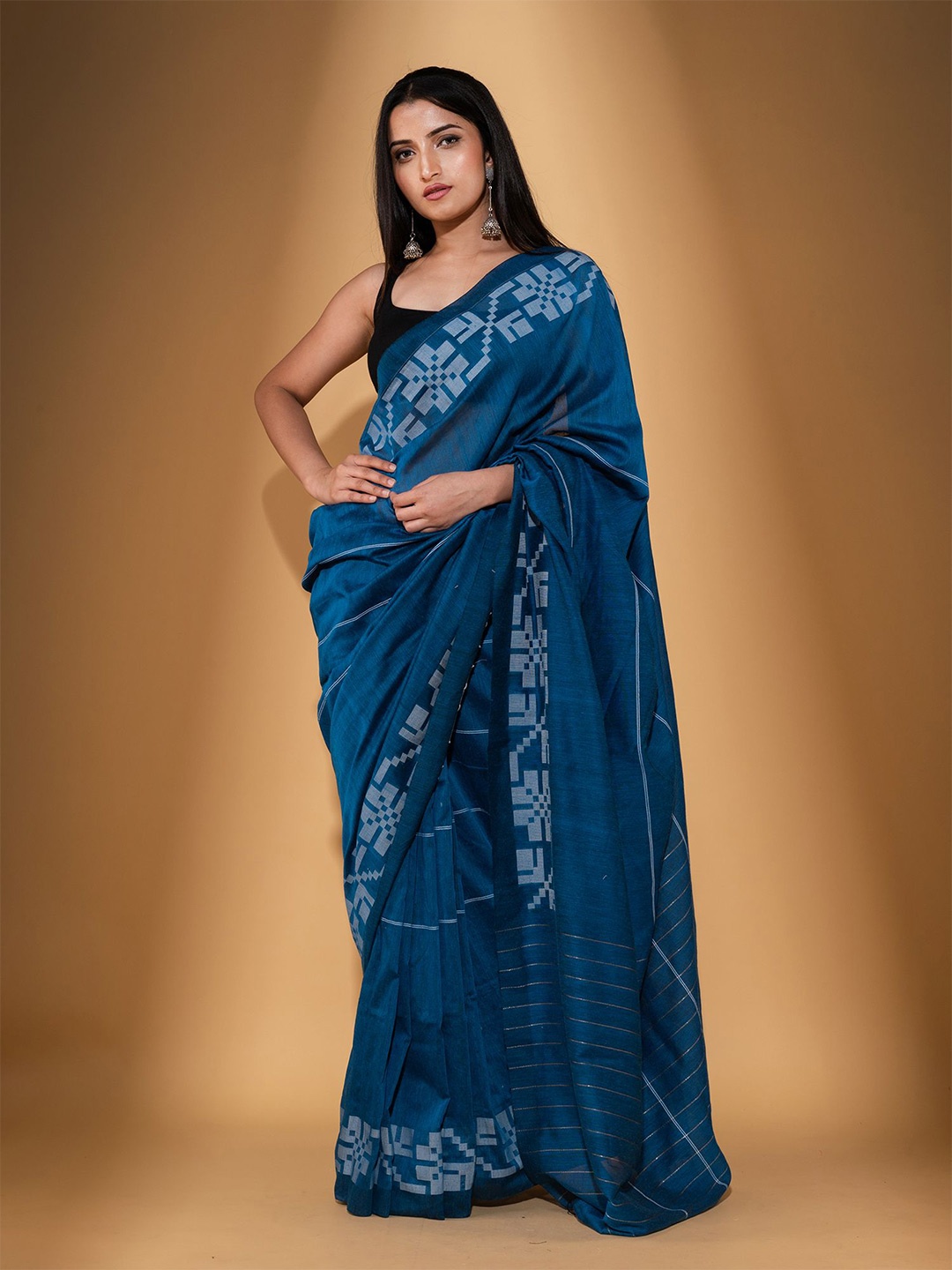 

BEATITUDE Blue Striped Pure Cotton Saree