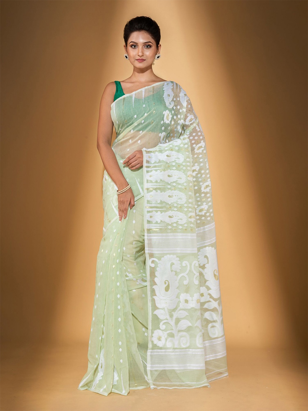 

BEATITUDE Green & White Woven Design Zari Silk Cotton Jamdani Saree