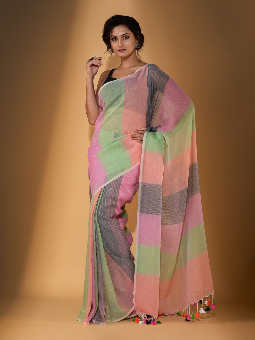 

BEATITUDE Green & Grey Colourblocked Pure Cotton Saree