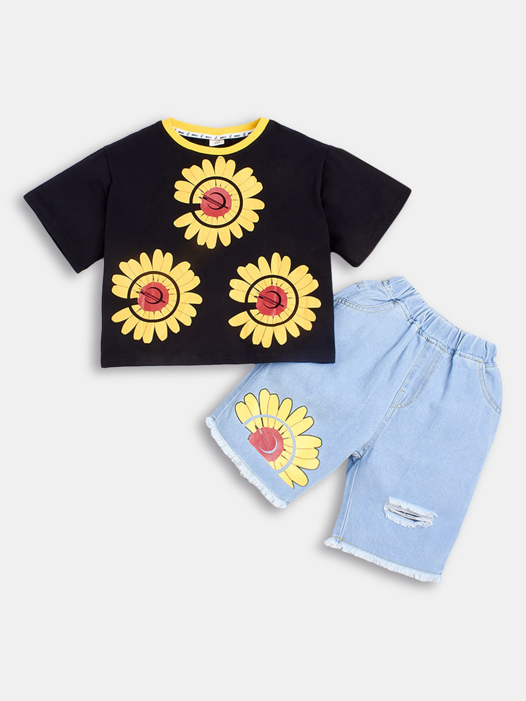 

Hopscotch Boys Black & Blue Printed T-shirt with Shorts