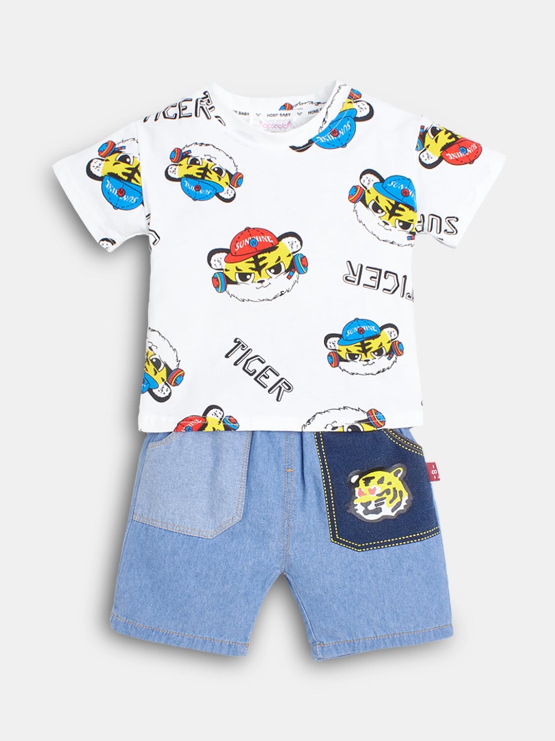 

Hopscotch Boys White & Blue Printed T-shirt with Shorts