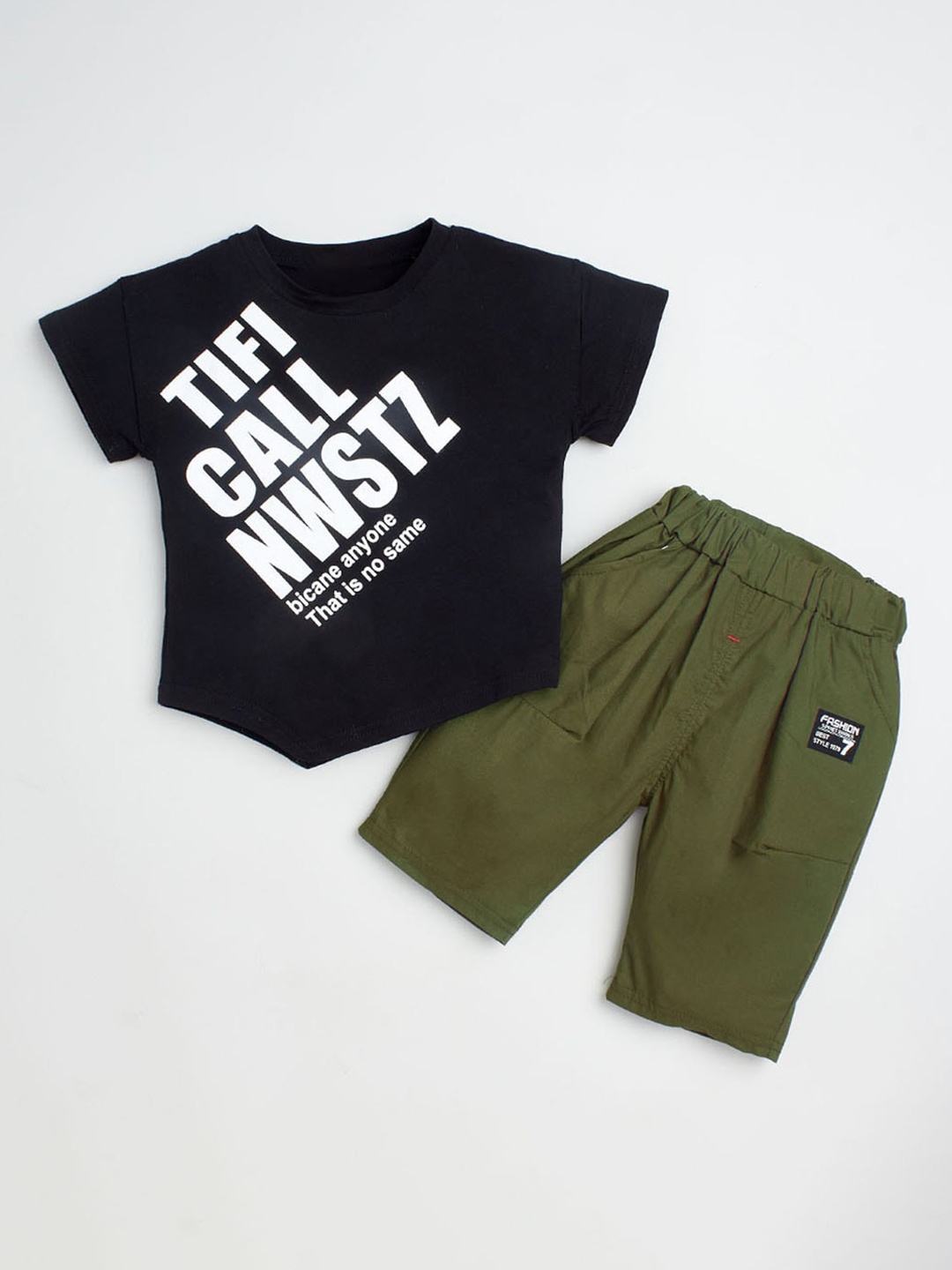 

Hopscotch Boys Black & White Printed T-shirt with Shorts