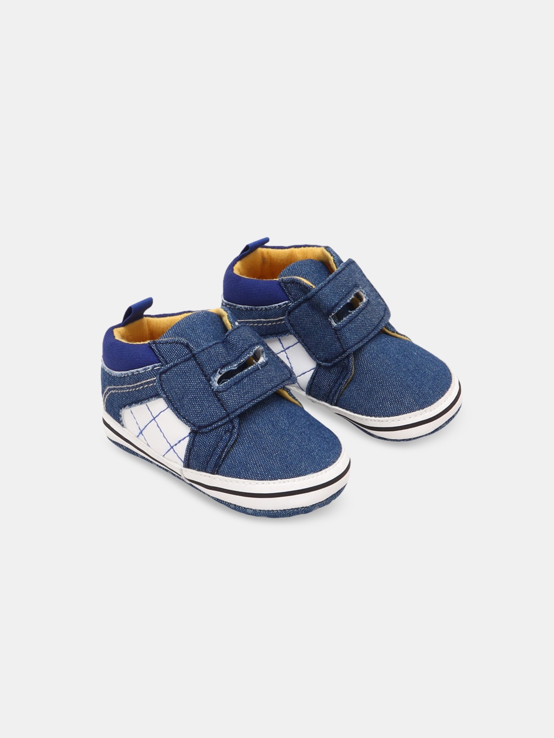 

Hopscotch Girls Navy Blue Solid Booties