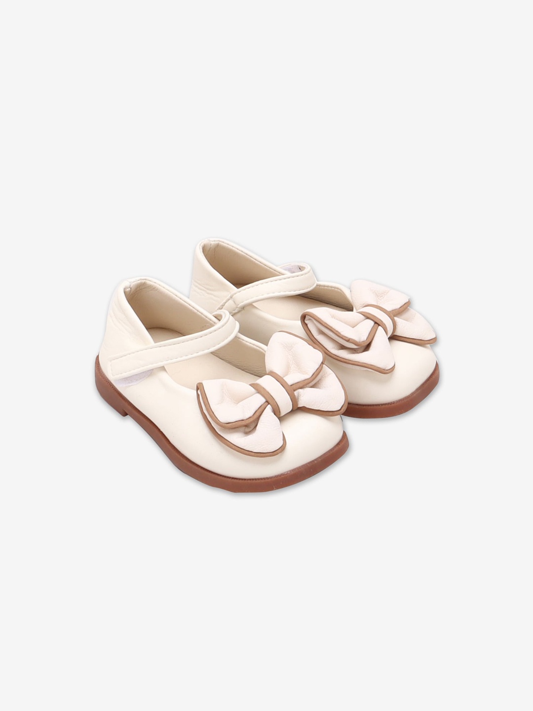 

Hopscotch Girls White Party Ballerinas with Bows Flats
