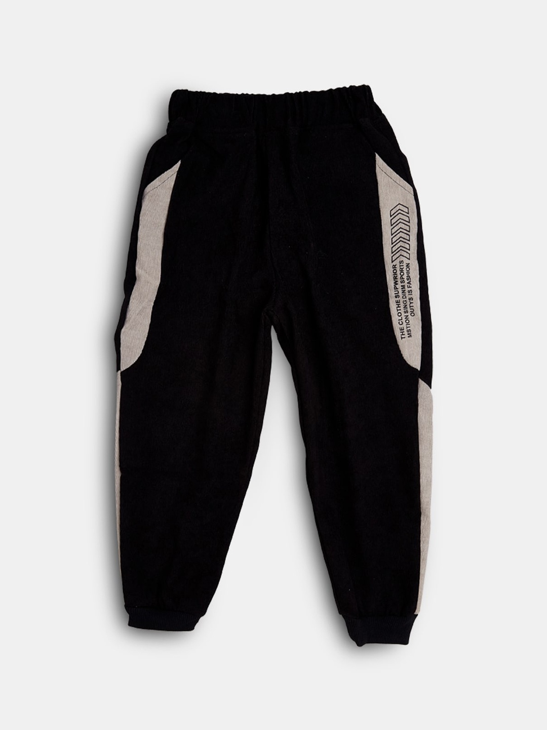 

Hopscotch Boys Black Printed Jogger Track Pants