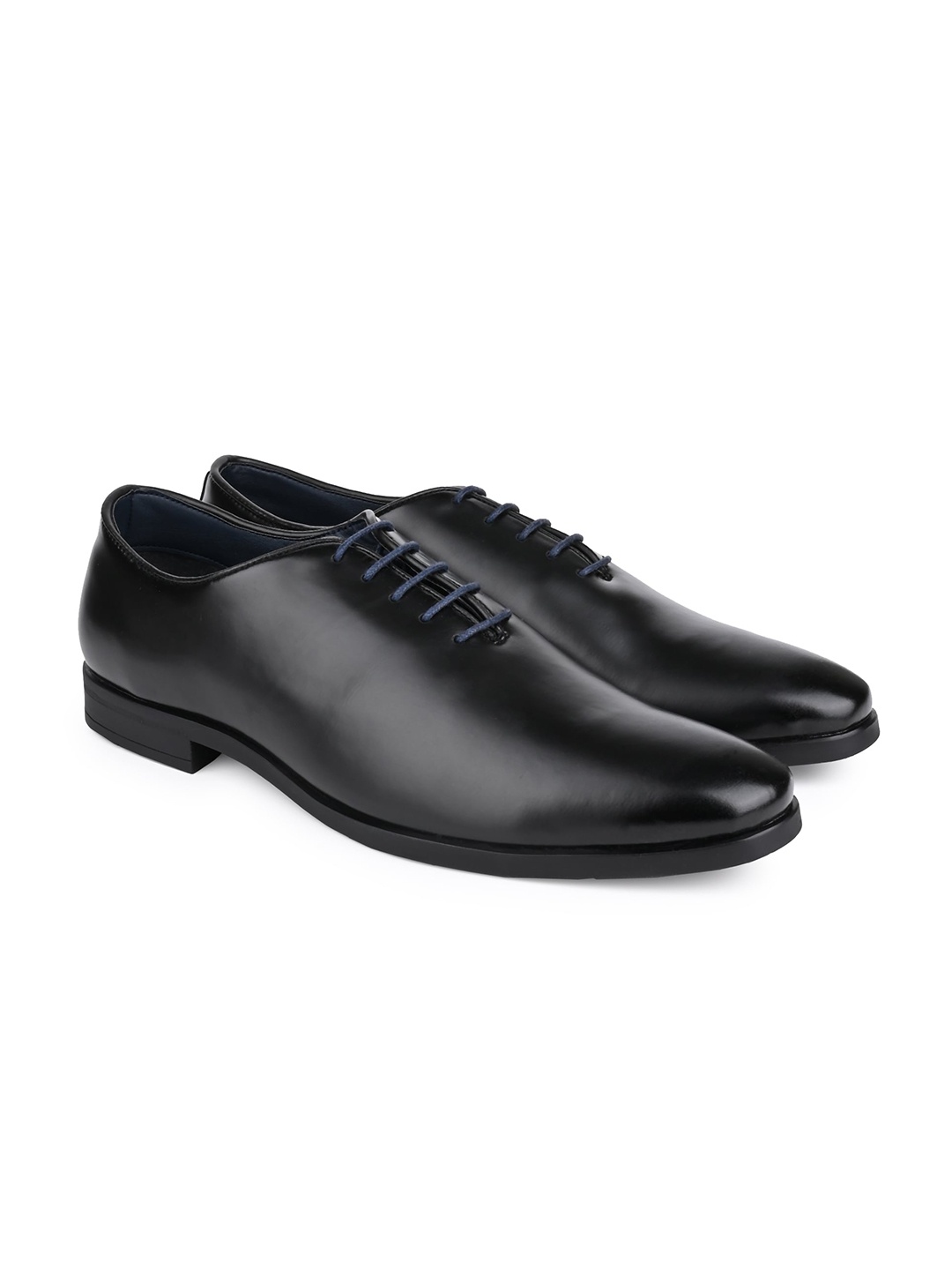 

Hydes N Hues Men Black Solid Formal Oxfords Shoes