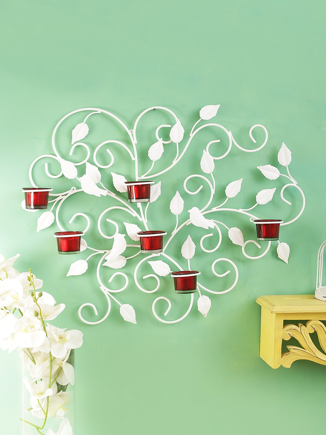

Home Sparkle White Solid Leaves Candle Holders With 6 Glass Cup