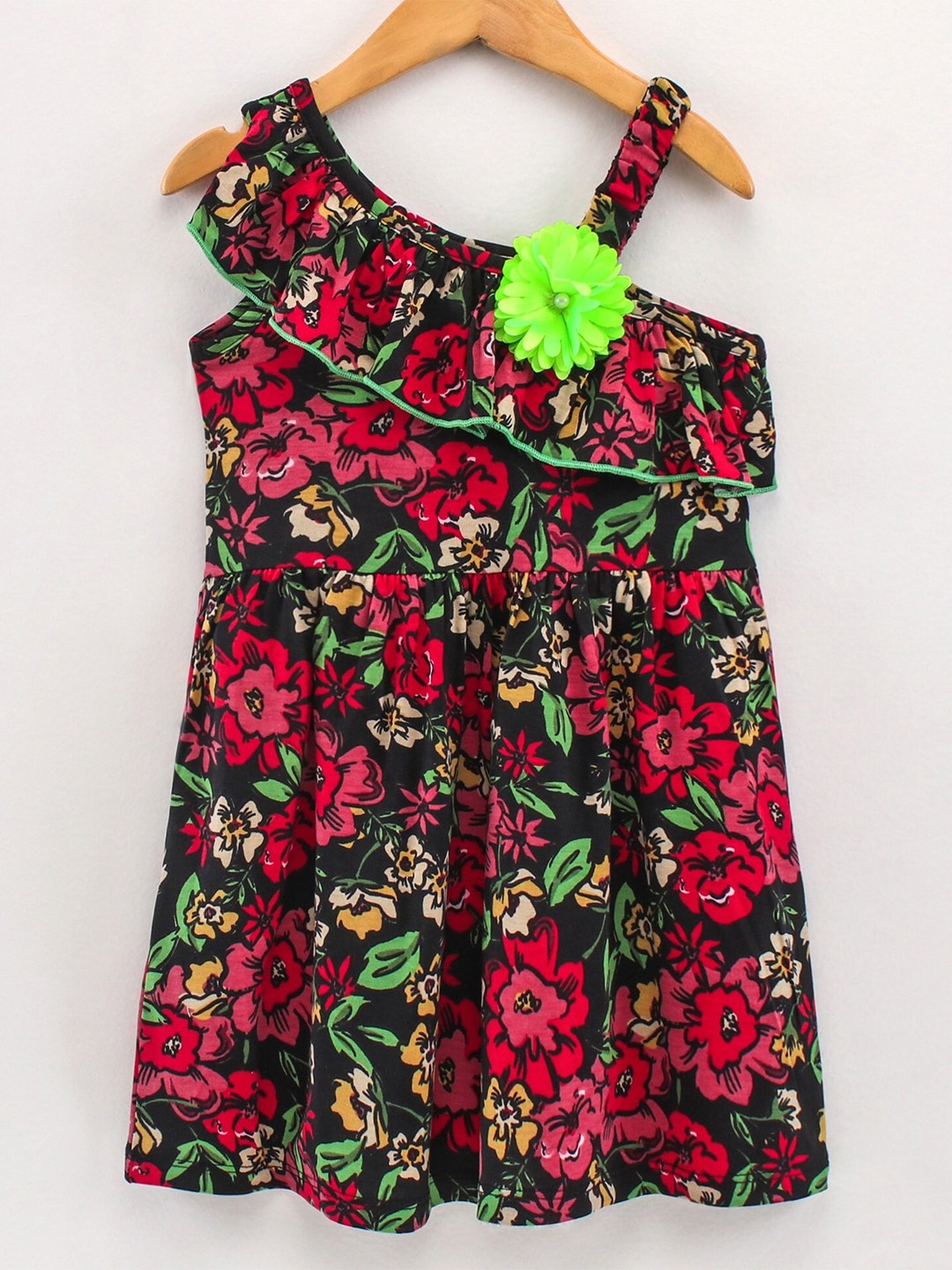 

CrayonFlakes Black Floral Dress