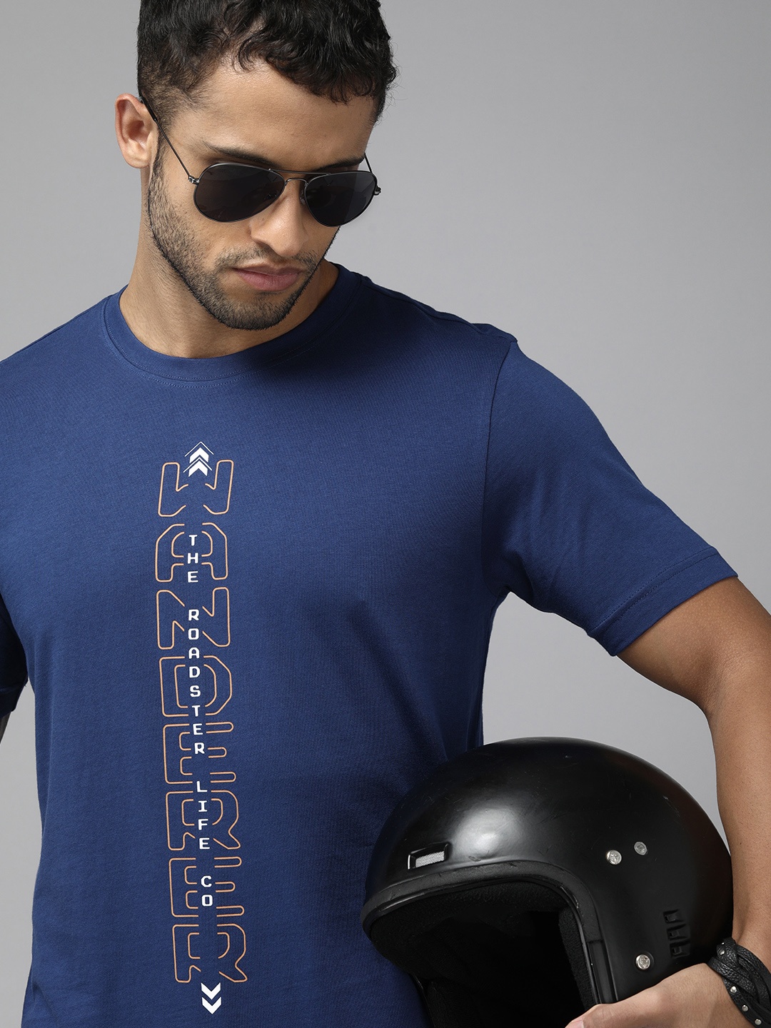 

Roadster Men Navy Blue & Orange Typography Printed Pure Cotton T-shirt