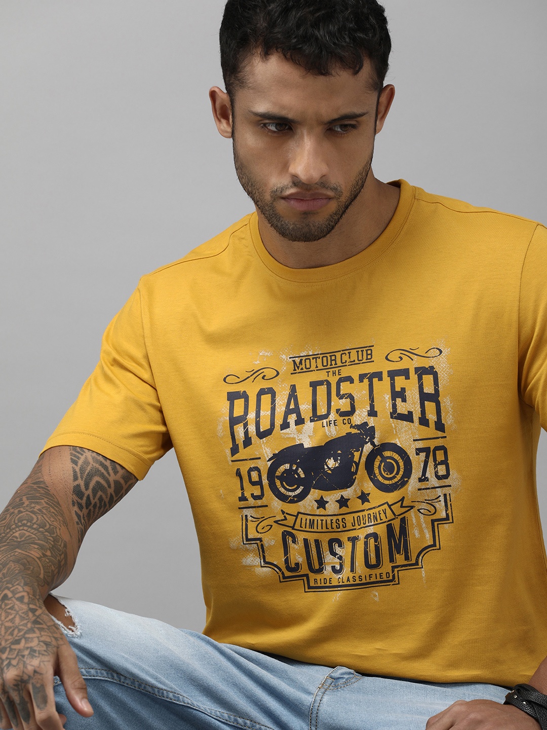 

Roadster Men Yellow Printed Pure Cotton T-shirt