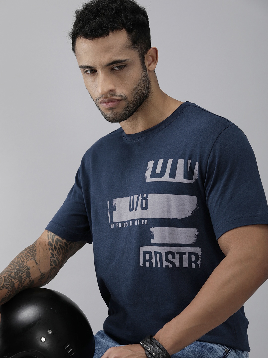 

Roadster Men Navy Blue & Grey Brand Logo Printed Pure Cotton T-shirt