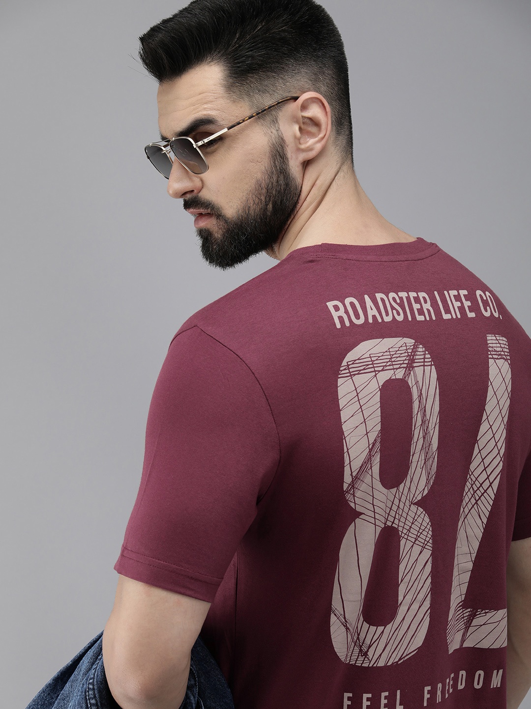 

Roadster Men Maroon & Beige Typography Printed Pure Cotton T-shirt