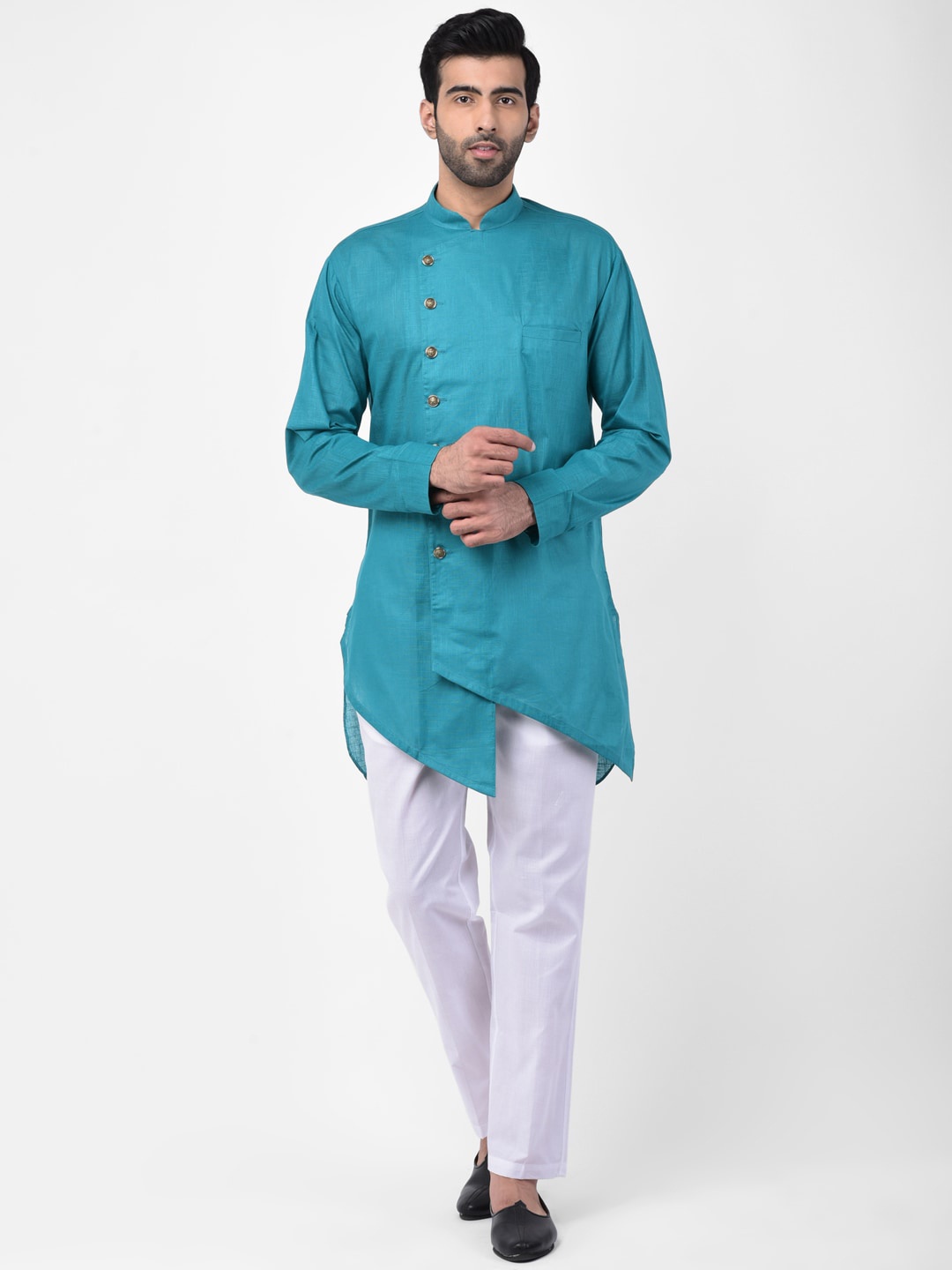

SG LEMAN Men Green Angrakha Kurta with Trouser