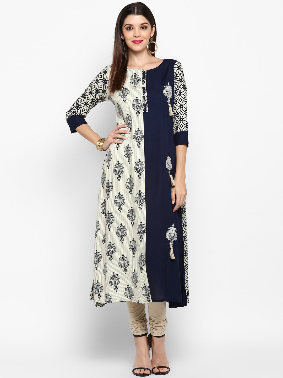 

Vbuyz Women Blue & Beige Ethnic Motifs Printed Straight Kurta