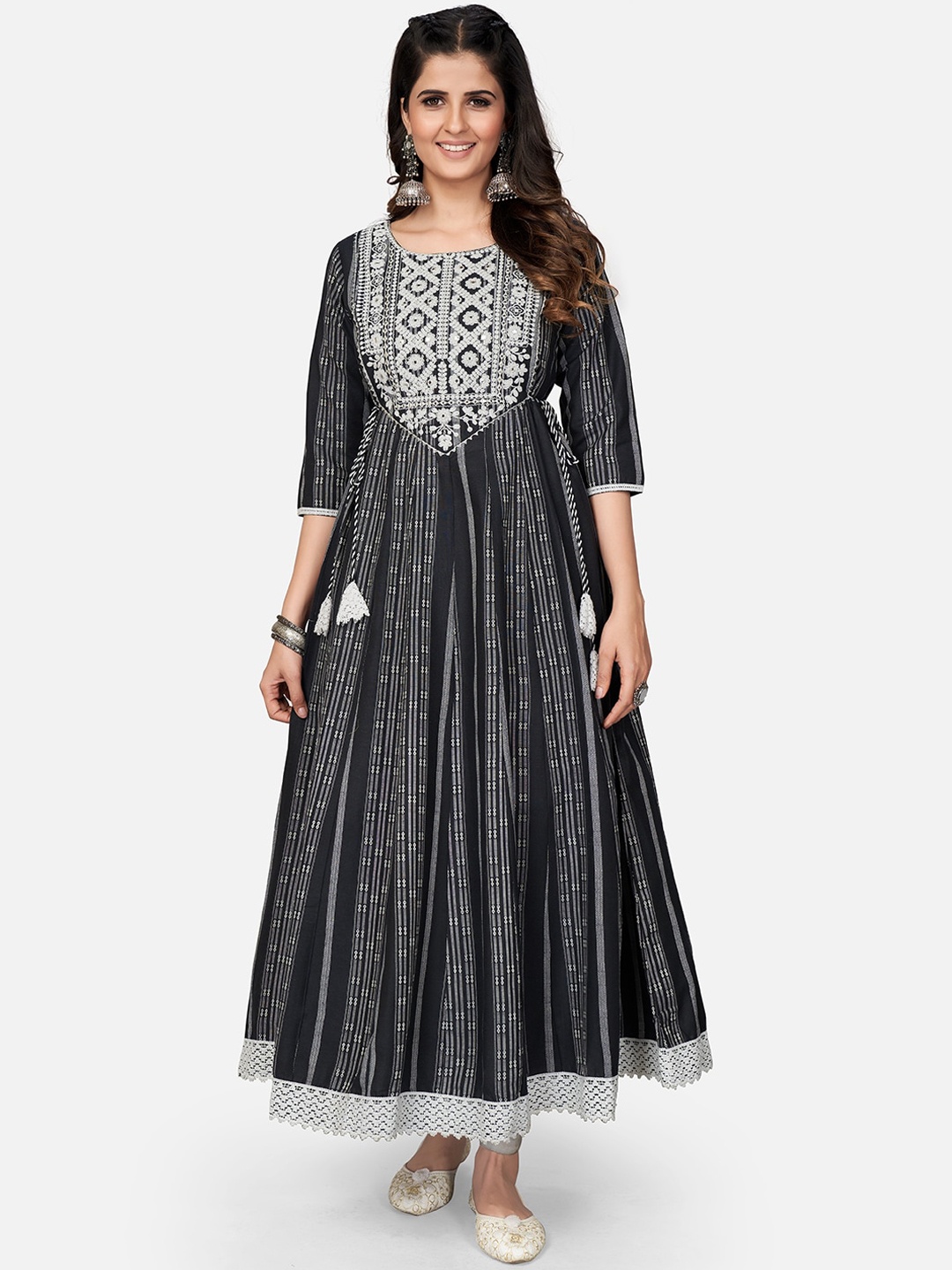 Vbuyz Women Black Geometric Striped Anarkali Kurta