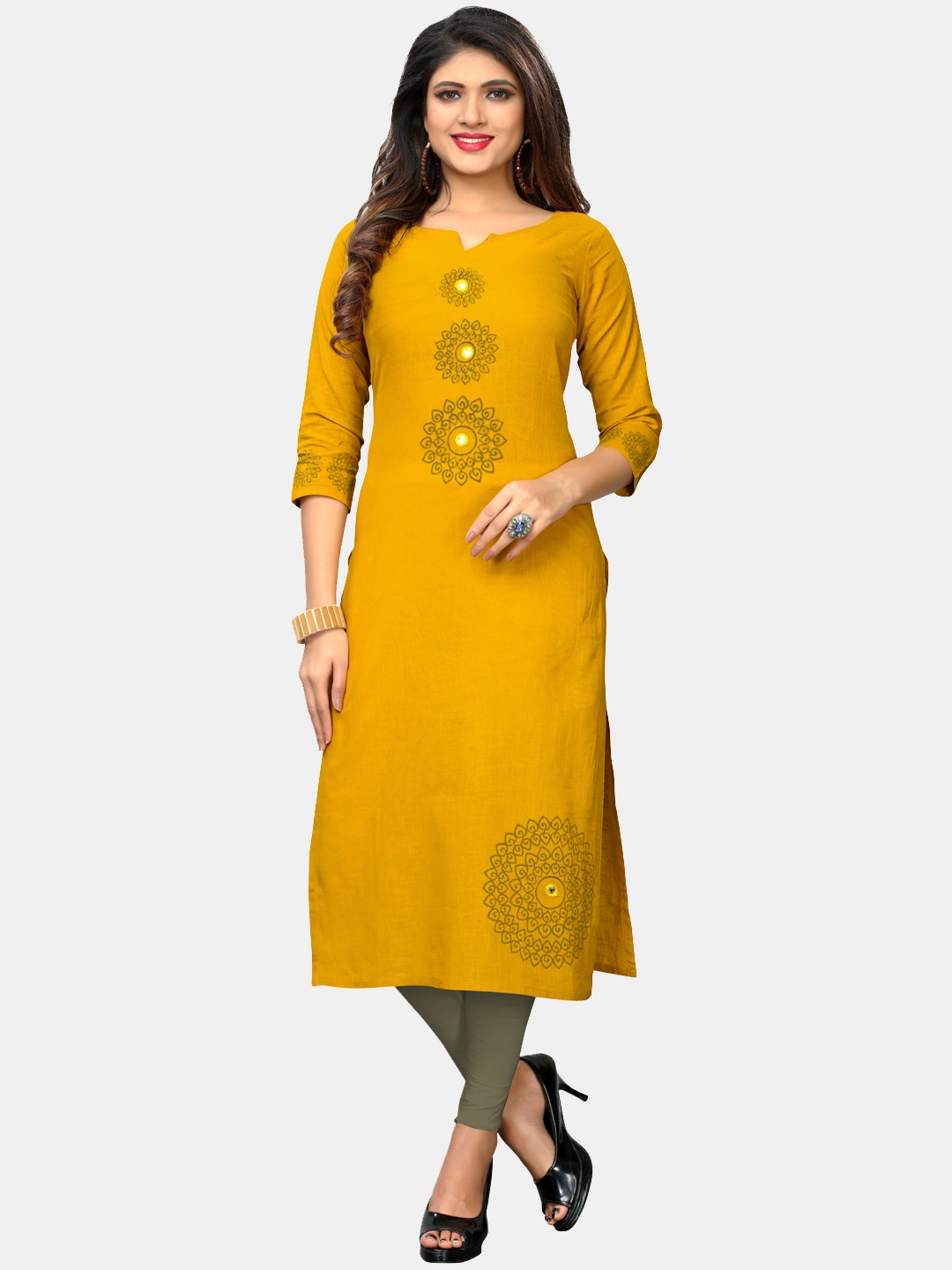 

Vbuyz Women Yellow Kurta