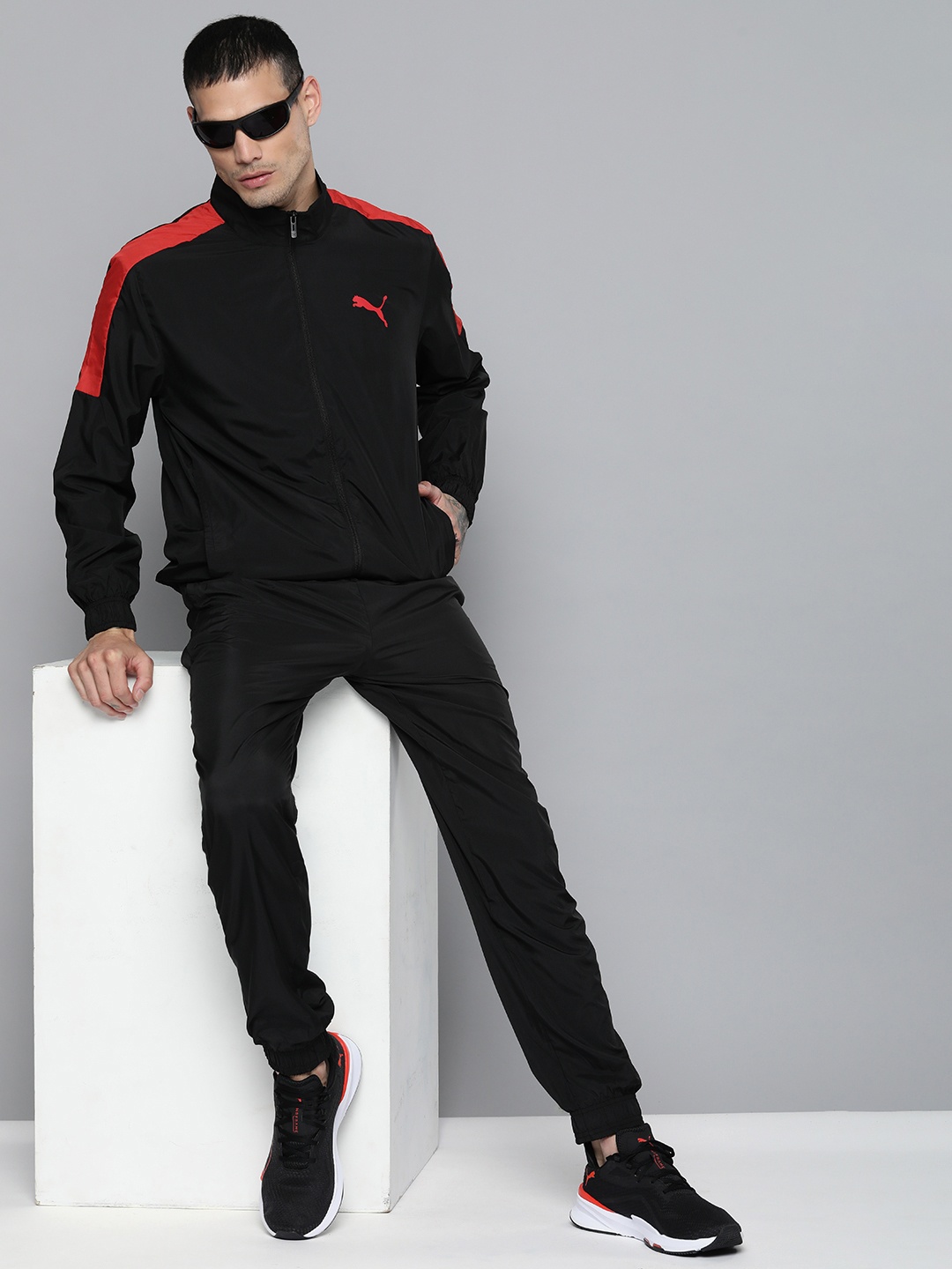 

Puma Men Classic 2 Track Suit, Black