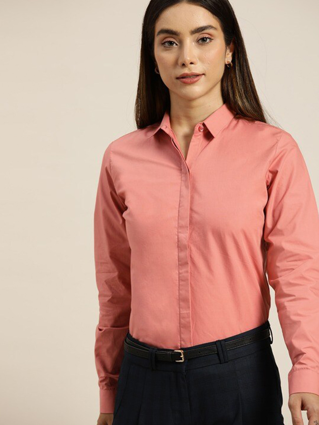 

Hancock Women Pink Standard Slim Fit Formal Shirt
