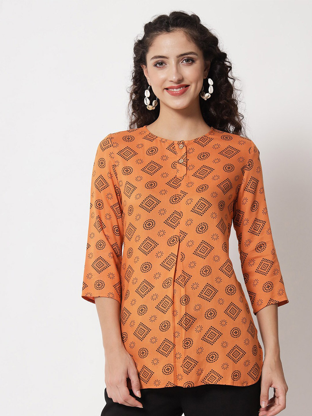 

Beatnik Orange & Black Geometric Printed Kurti