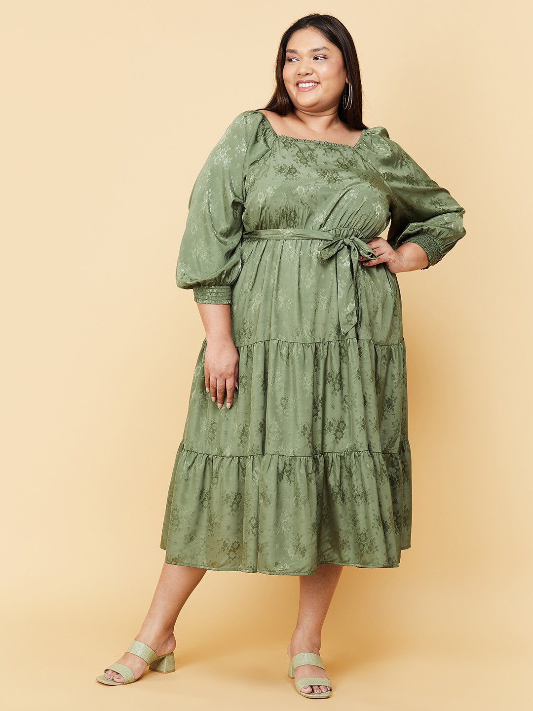 

max Women Plus size Green Floral Layered Midi Dress