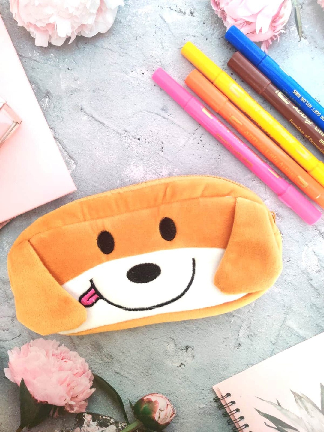 

Awestuffs Brown Solid Dog Shaped Travel Pouch