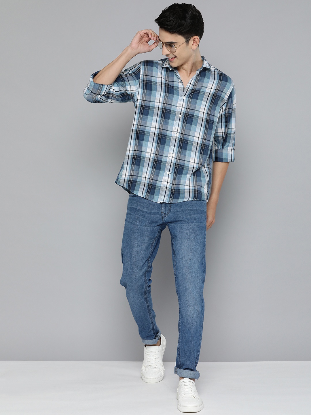 

Mast & Harbour Men Blue Tartan Checks Checked Casual Shirt
