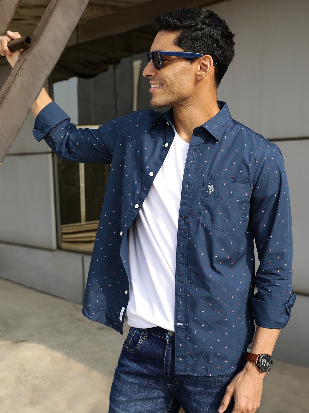 

U S Polo Assn Men Navy Blue Standard Polka Dots Printed Casual Shirt