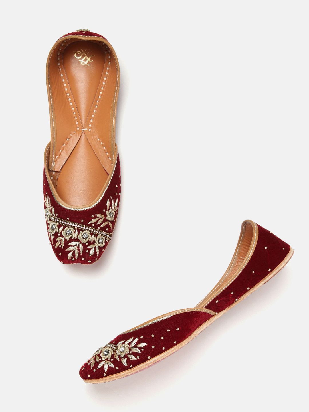 

House of Pataudi Women Maroon & Golden Ethnic Embellished Mojaris