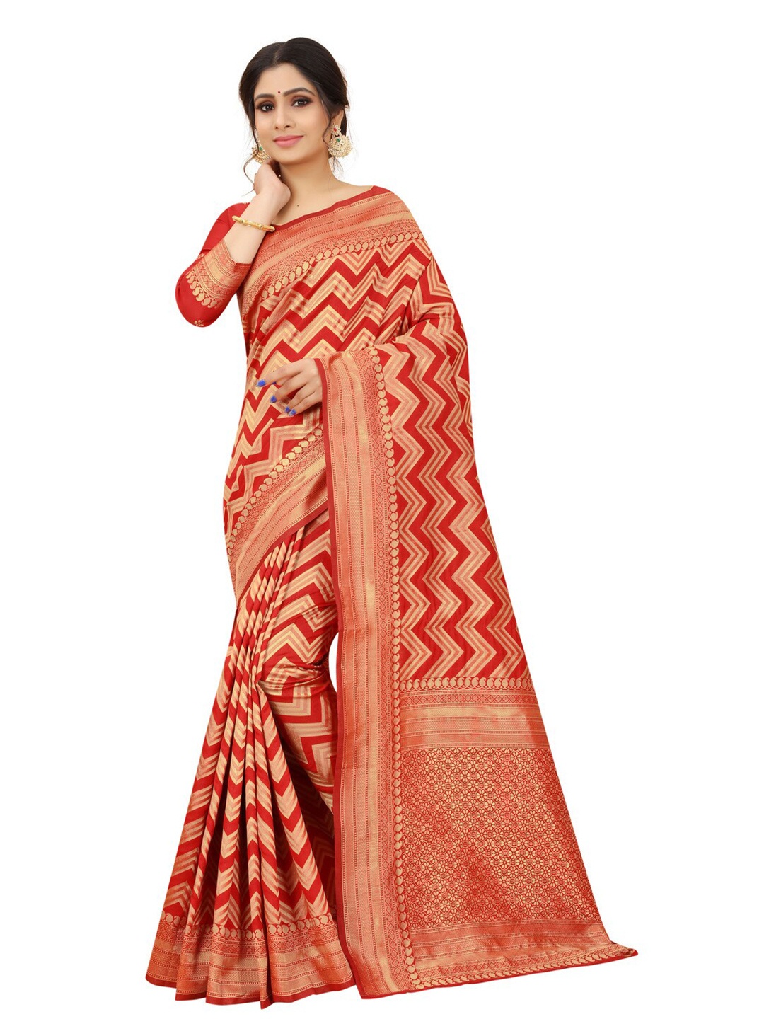 

MOKSHA DESIGNS Red & Gold-Toned Zari Pure Silk Kanjeevaram Saree