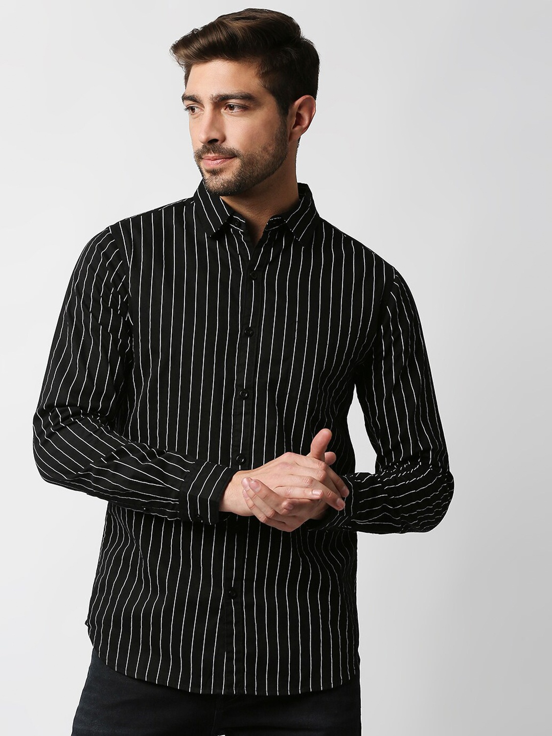 

VALEN CLUB Men Black Slim Fit Striped Cotton Casual Shirt