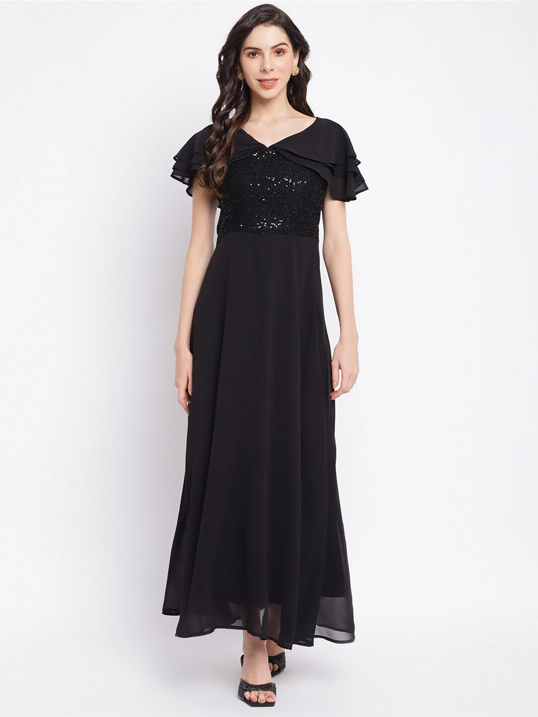

Latin Quarters Black Solid Maxi Dress