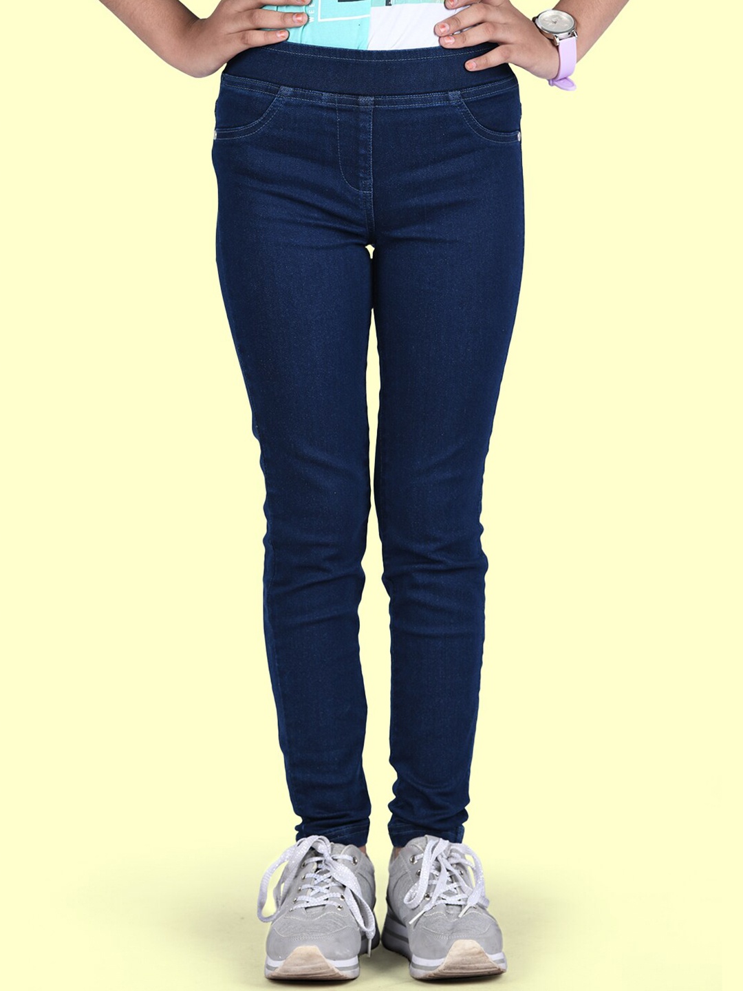 

Zalio Girls Navy Blue Solid Denim Slim-Fit Jeggings