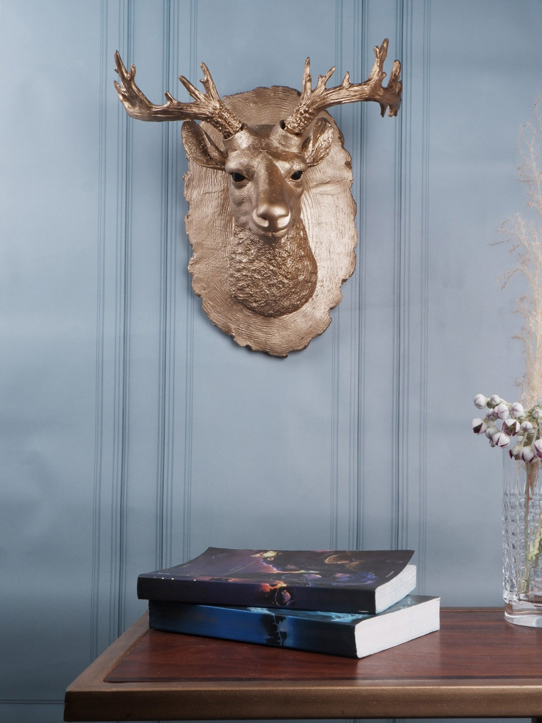 

THE WHITE INK DECOR Gold Textured Deer-Shaped Polyresin Showpieces