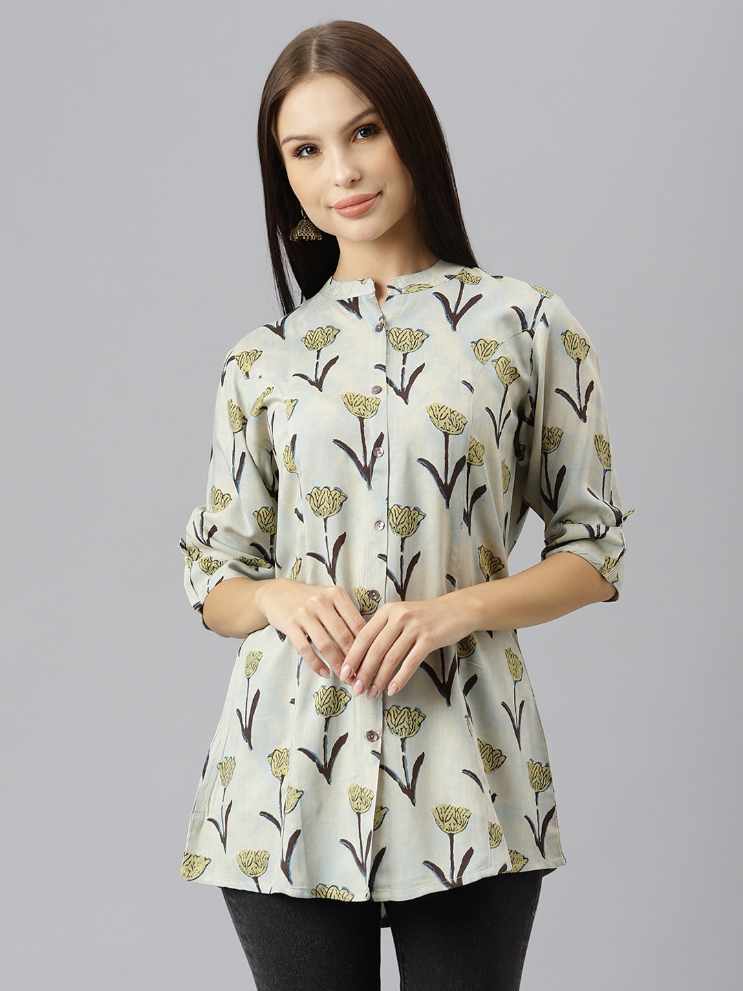 

Divena Green Floral Print Mandarin Collar Roll-Up Sleeves Shirt Style Top