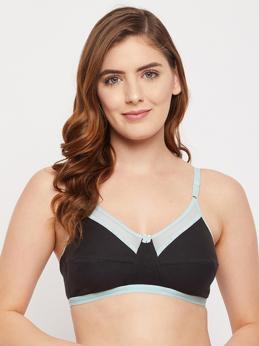 

Clovia Non-Padded Non-Wired Full Cup Bra, Black