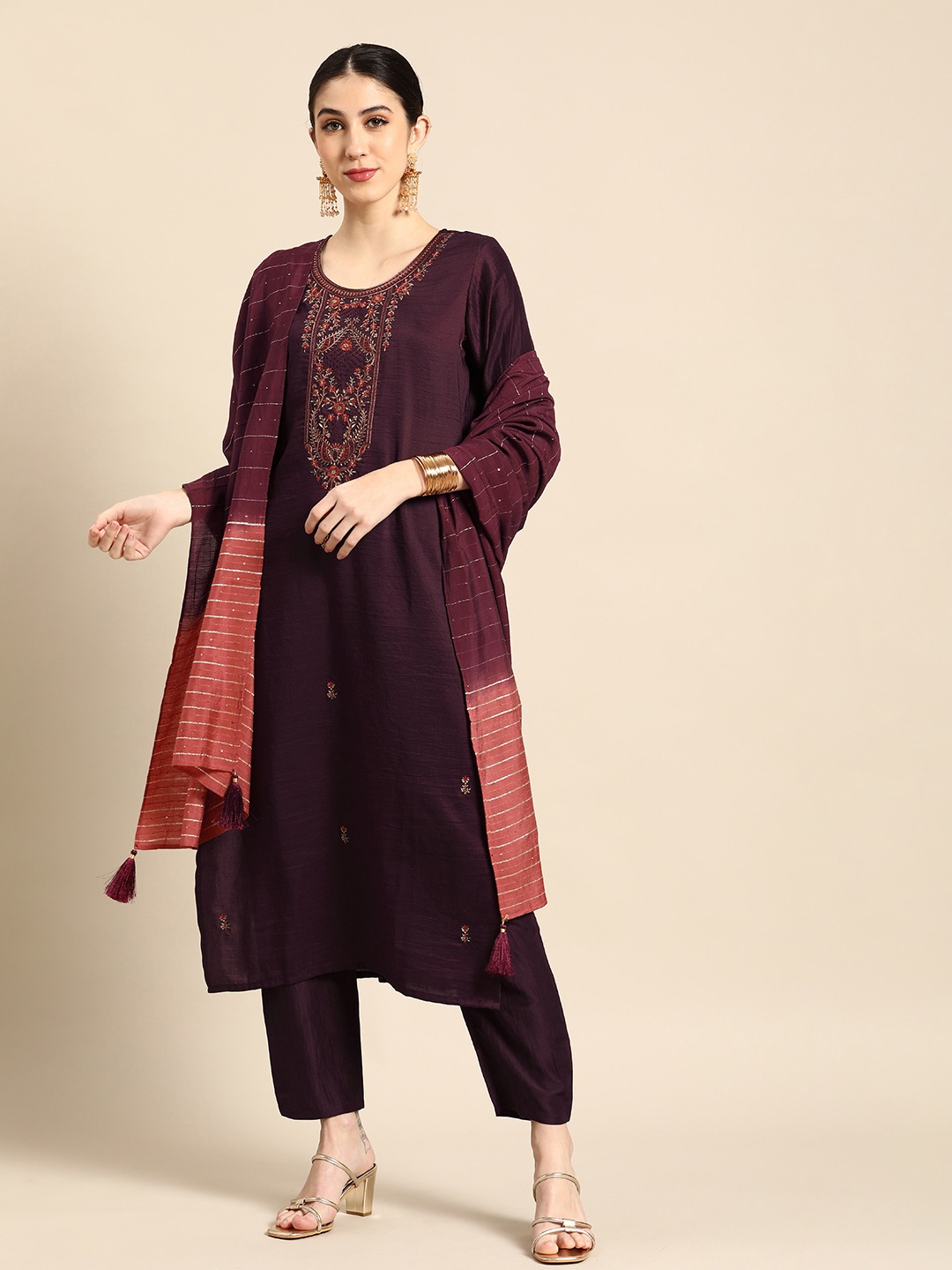 

Anouk Women Burgundy Floral Embroidered Kurta with Trousers & With Dupatta