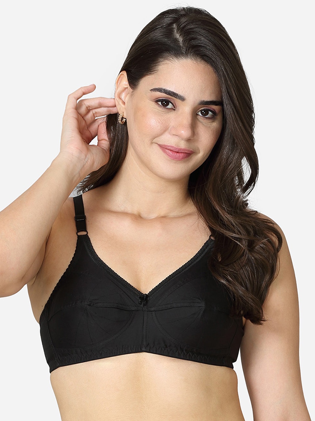 

VStar Black Non Padded & Non Wired Solid Bra