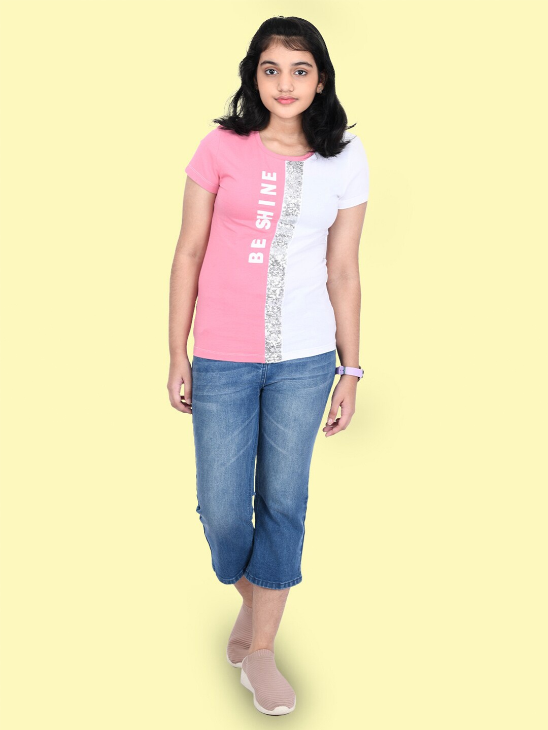 

Zalio Girls White & Pink Colourblocked T-shirt