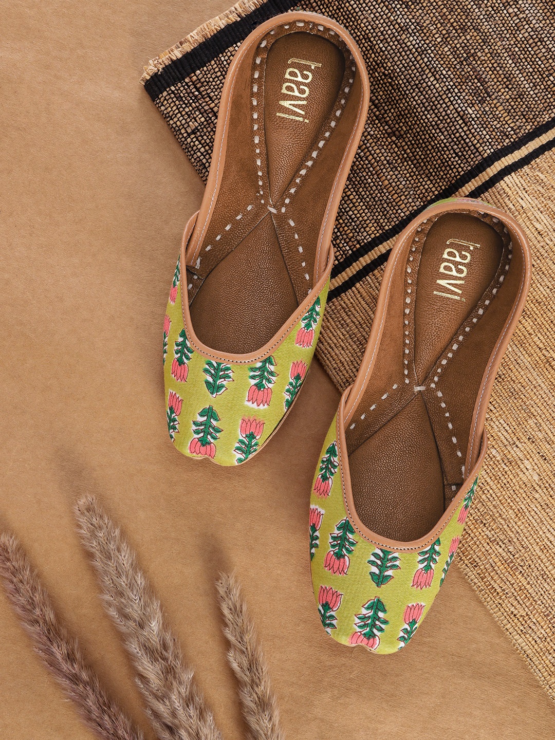 

Taavi Women Floral Printed Mojaris, Green