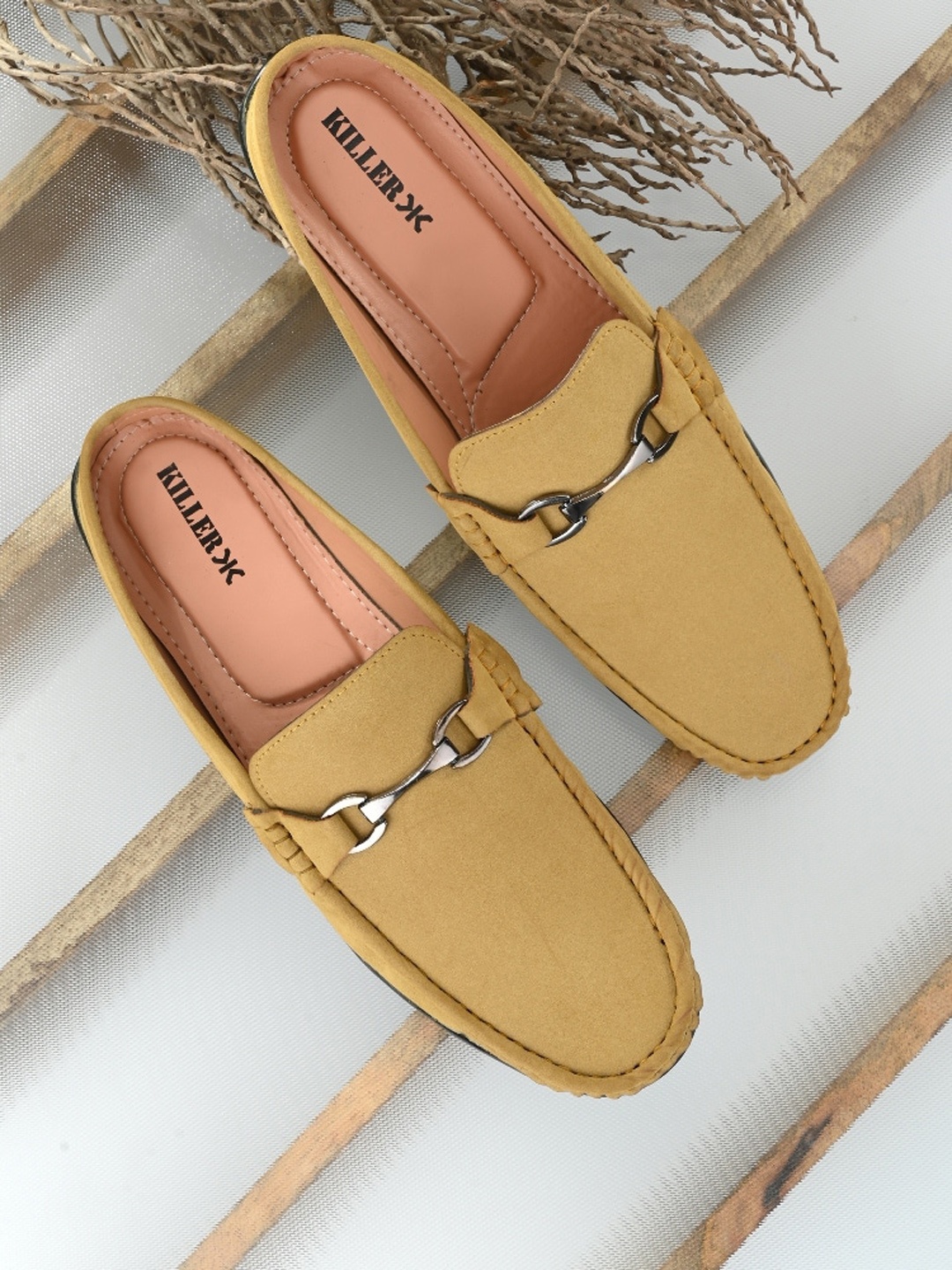 

Killer Men Beige Solid Lightweight Mules