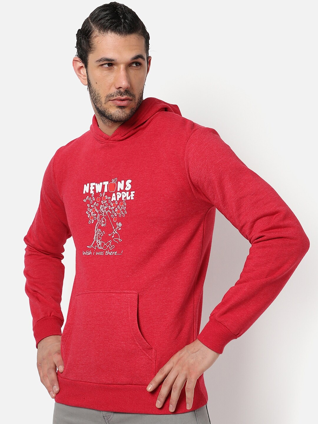 

Campus Sutra Men Maroon Printed Hooded Sweatshirt