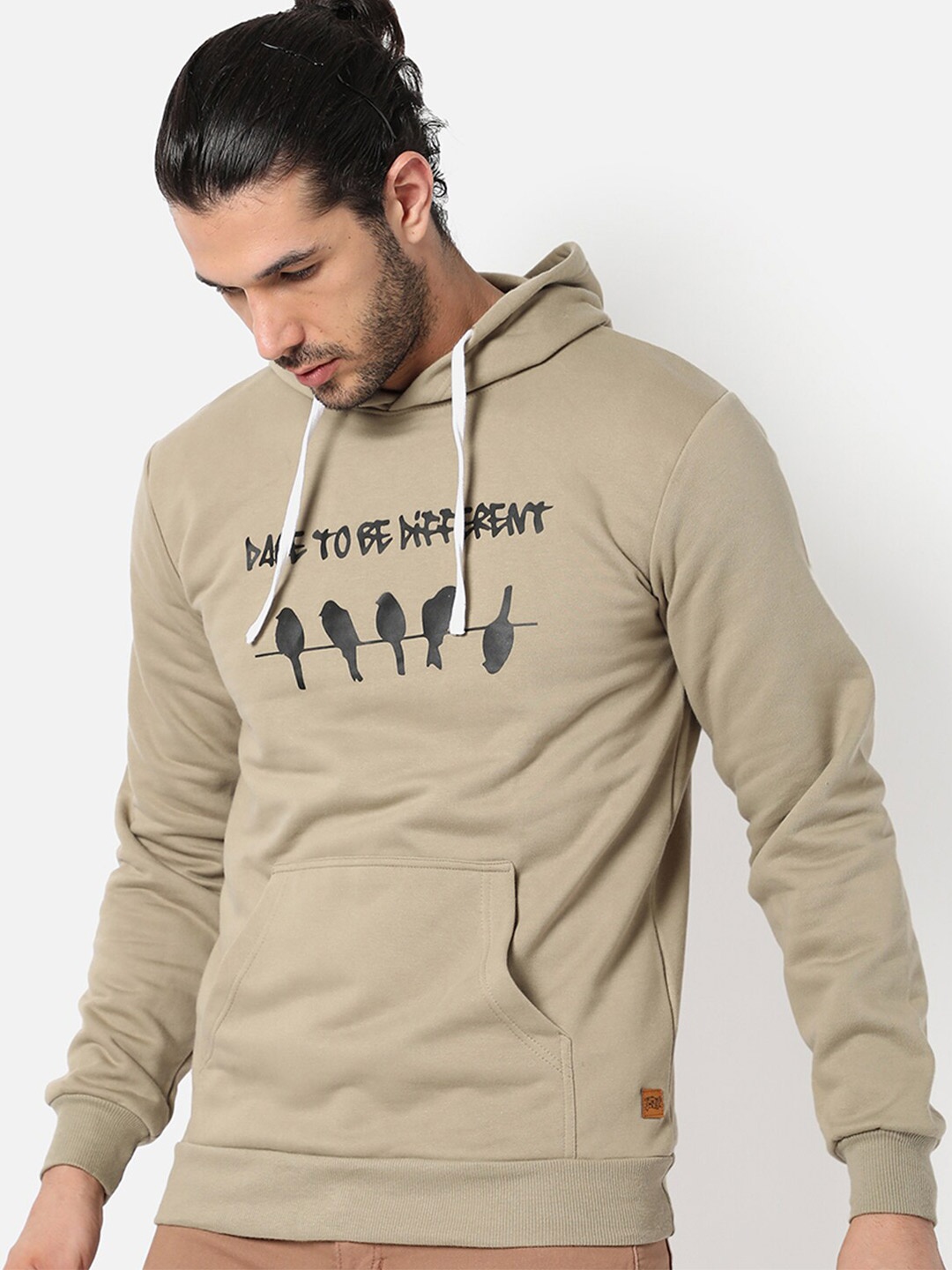 

Campus Sutra Men Olive Green Printed Hooded Sweatshirt