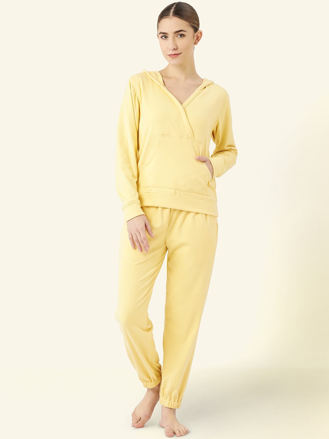 

LILL Women Yellow Solid Co-Ords